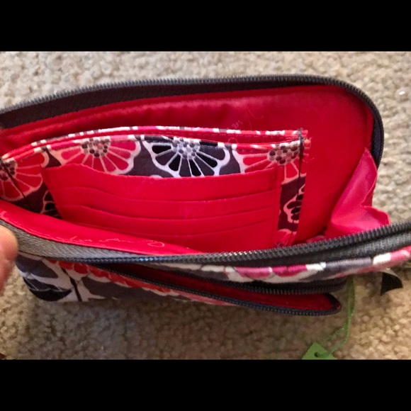 NWT Vera Bradley Zip Zip wristlet - Picture 7 of 8